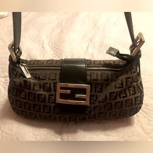 Fendi zucchino baguette